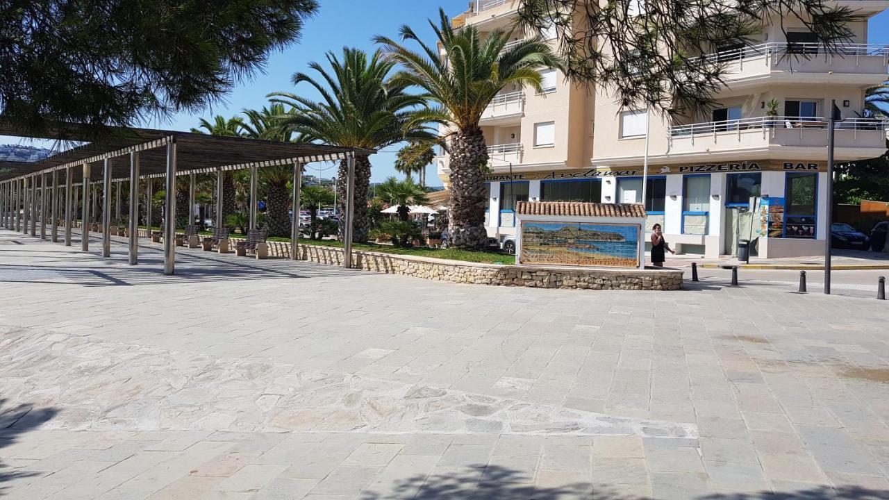 Ver el mar desde la habitación Moraira Exterior foto